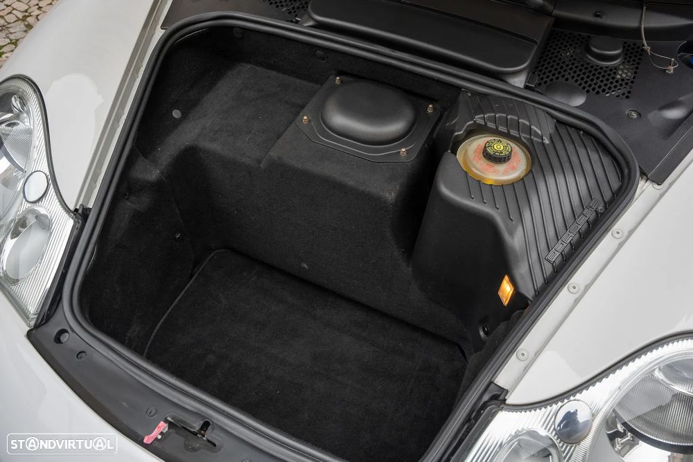 Porsche 911 (996) GT3 - 5