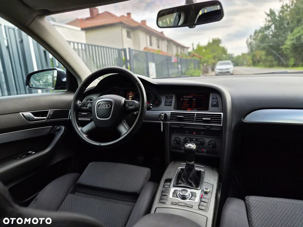 Audi A6 Avant - 16