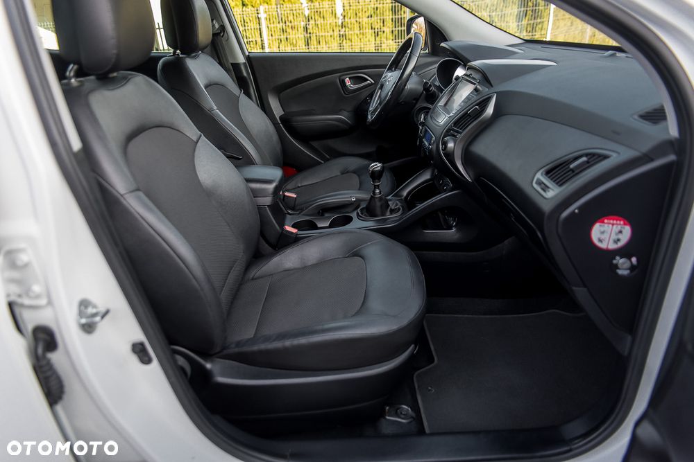 Hyundai ix35 1.6 2WD Style - 24