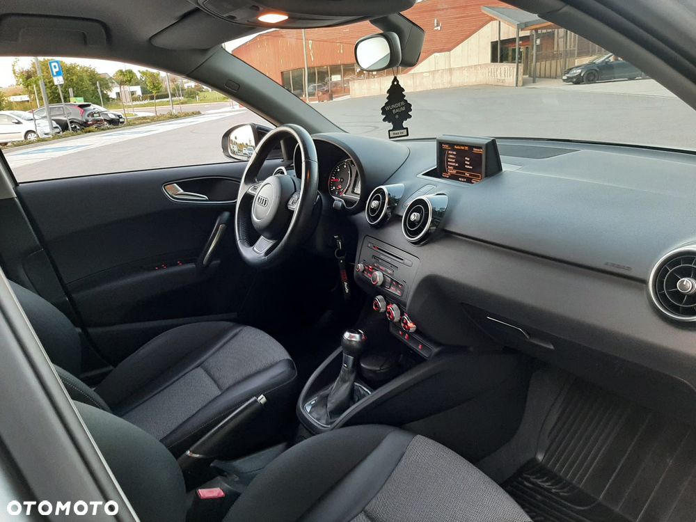 Audi A1 Sportback 1.6 TDI S tronic Ambition - 29