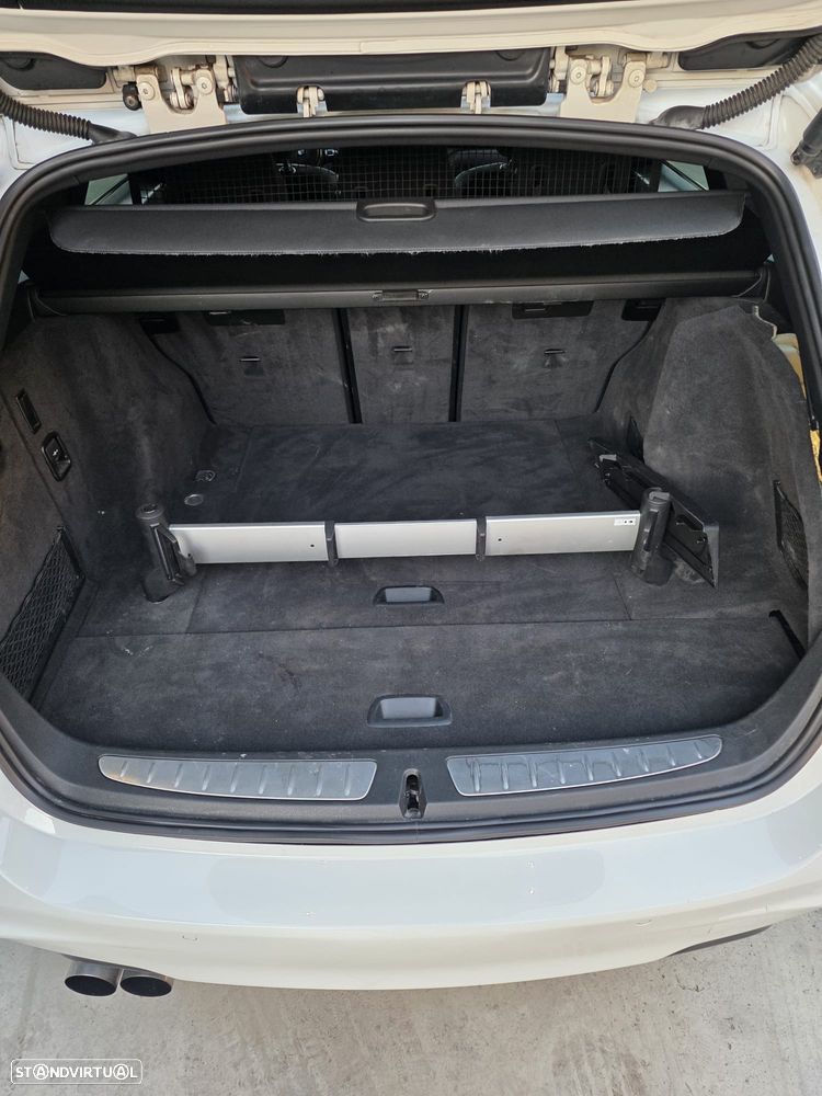 BMW 318 d Pack M - 24