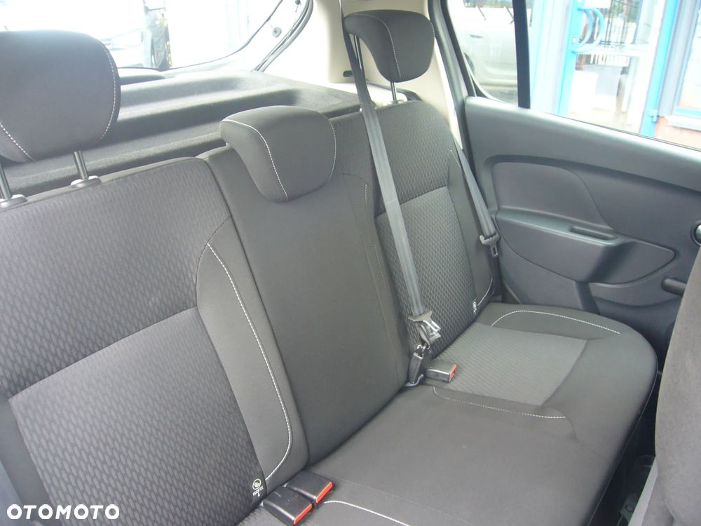 Dacia Sandero 0.9 TCe SL Celebration S&S - 17