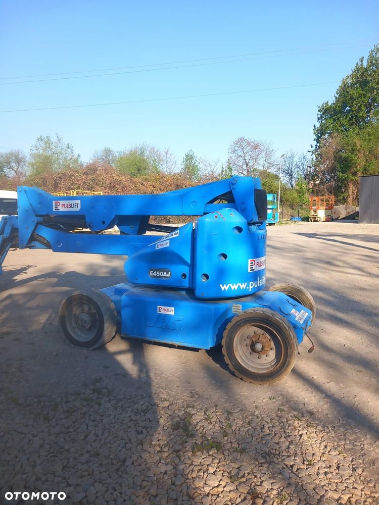 JLG E450AJ - 1