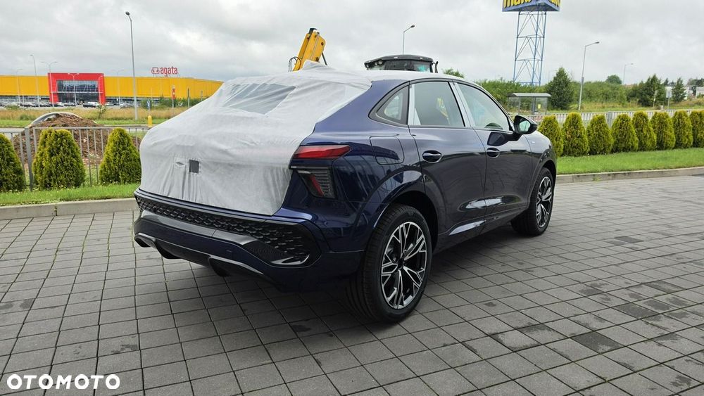Audi Q3 Sportback - 4