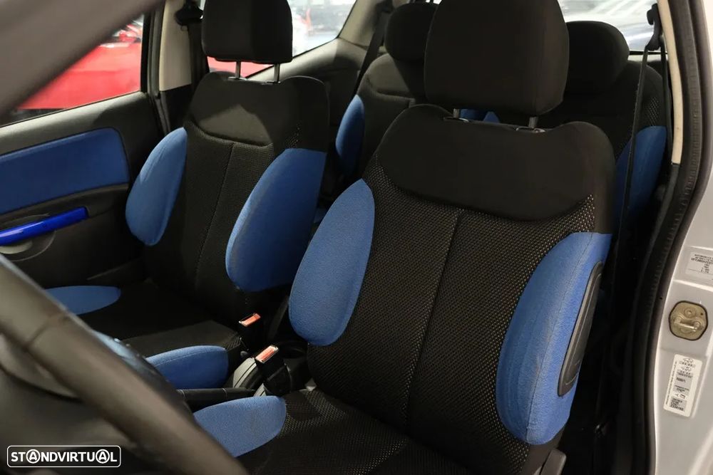 Citroën C2 1.4 HDi VTR - 9