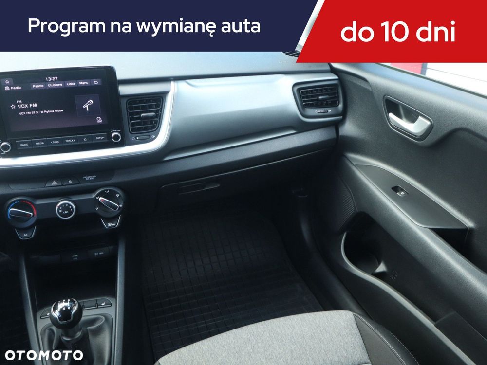 Kia Stonic - 10