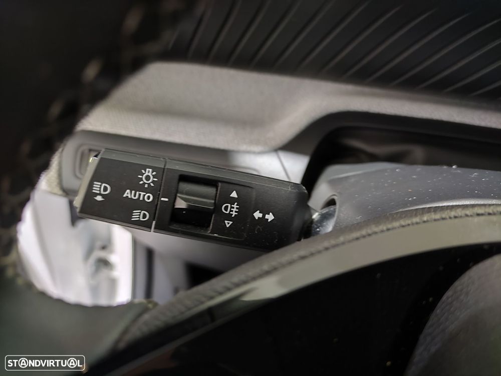 Citroën e-C3 44 kWh Autonomia Conforto Max - 10