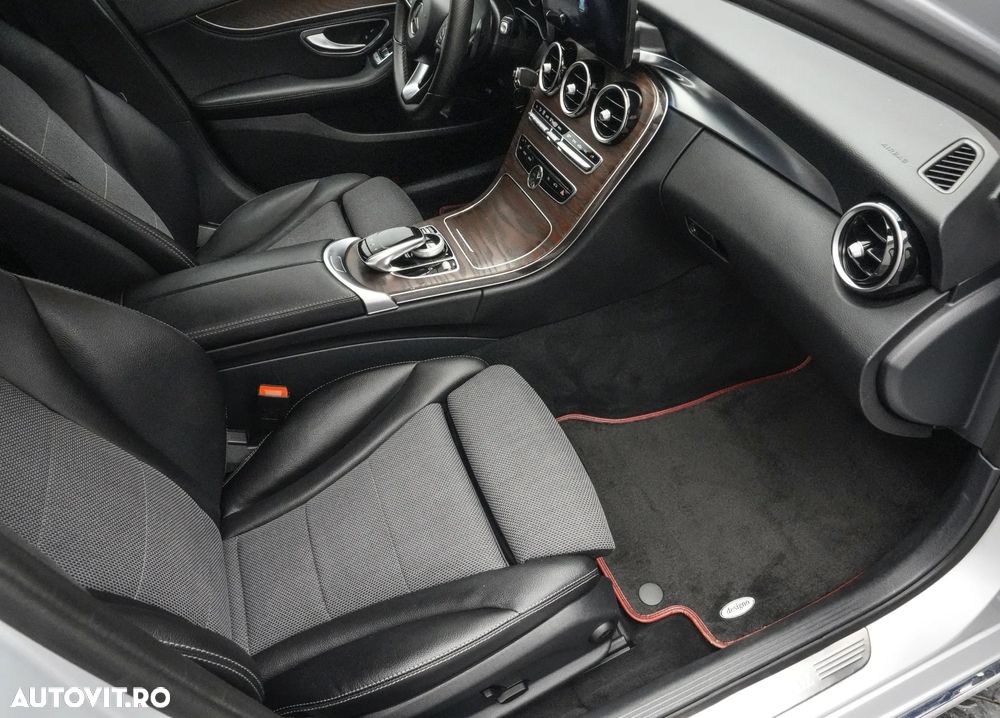 Mercedes-Benz C 220 d 4MATIC Aut. - 13