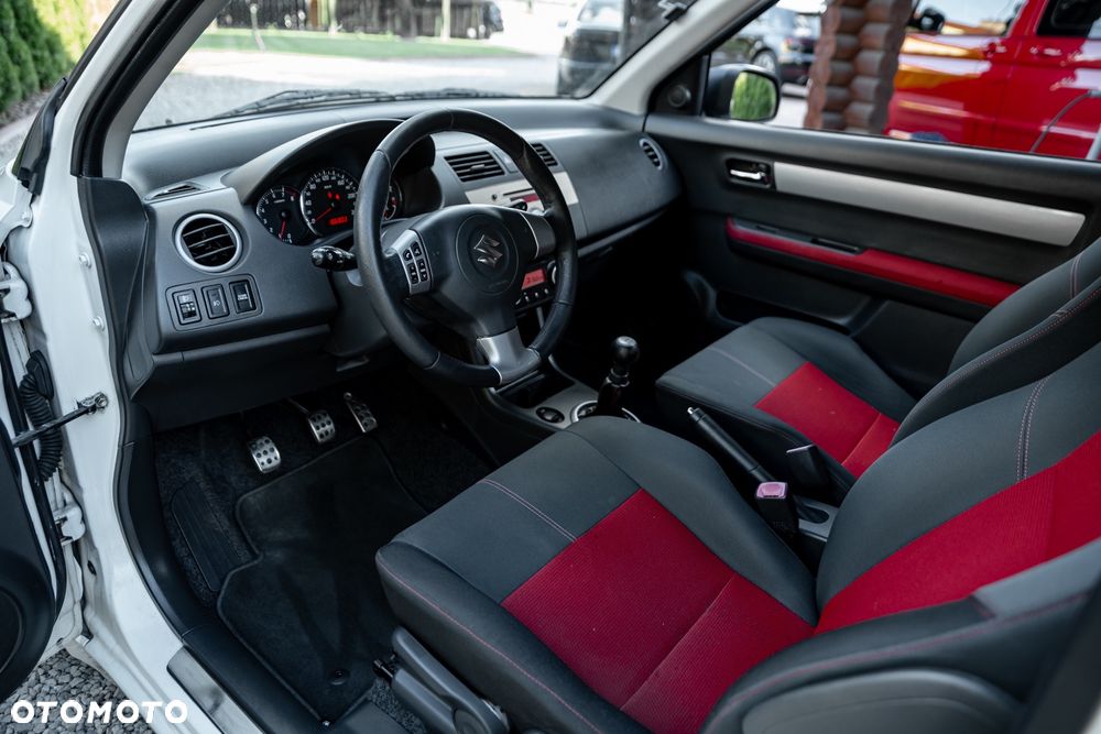 Suzuki Swift 1.6 Sport - 16