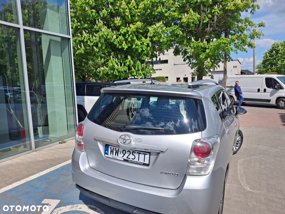 Toyota Verso 1.8 Premium MS 7os EU6 - 6