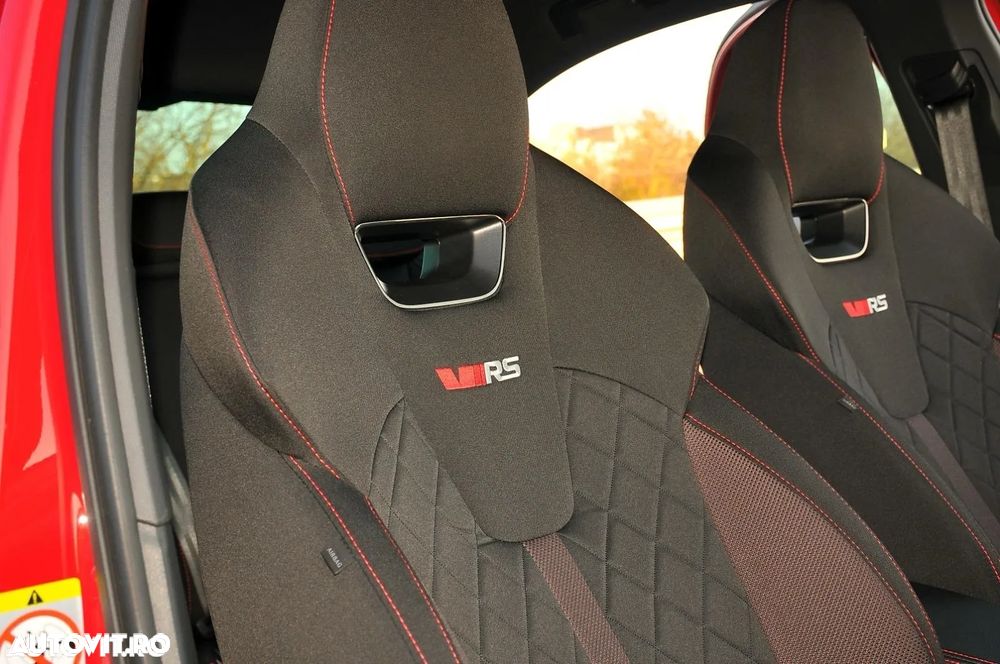 Skoda Octavia 2.0 TSI DSG RS - 7