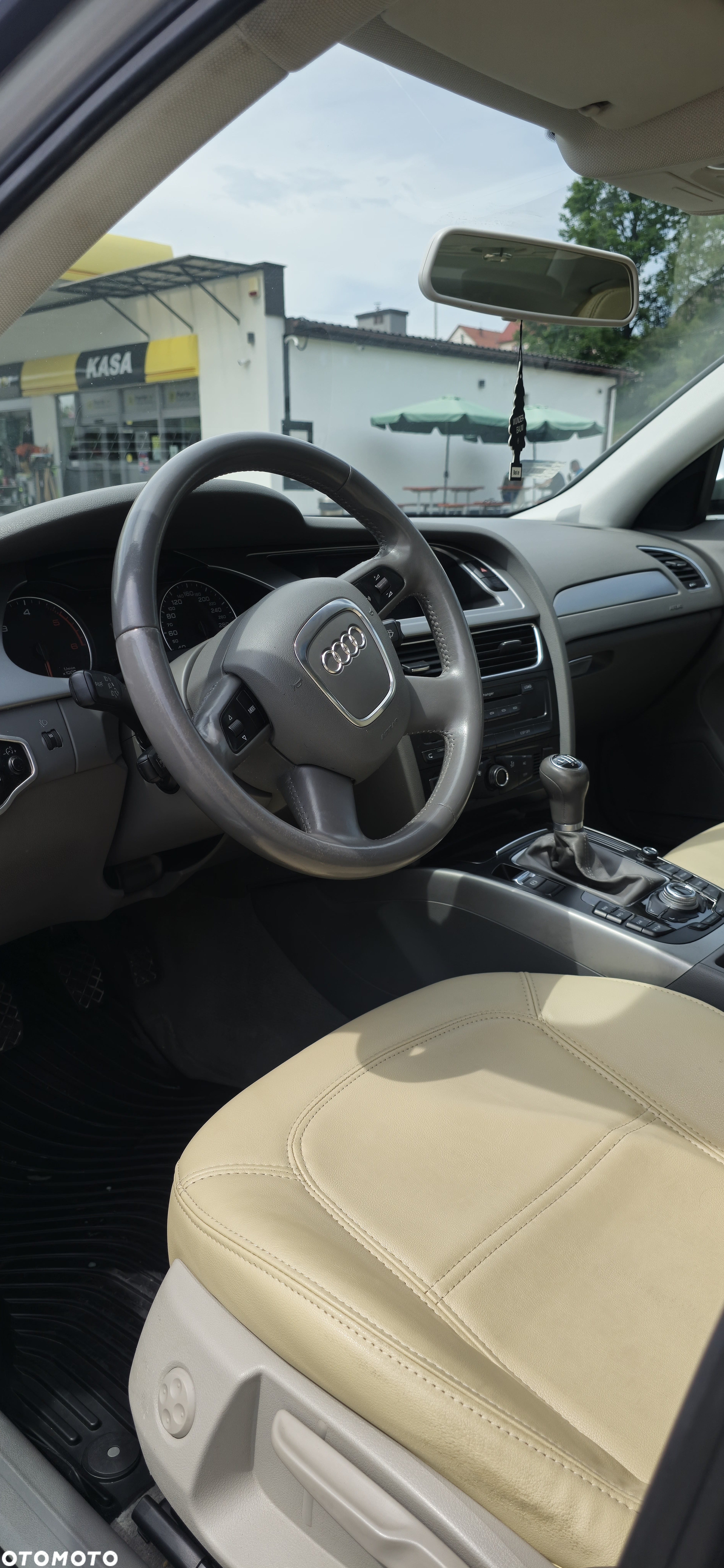 Audi A4 - 11
