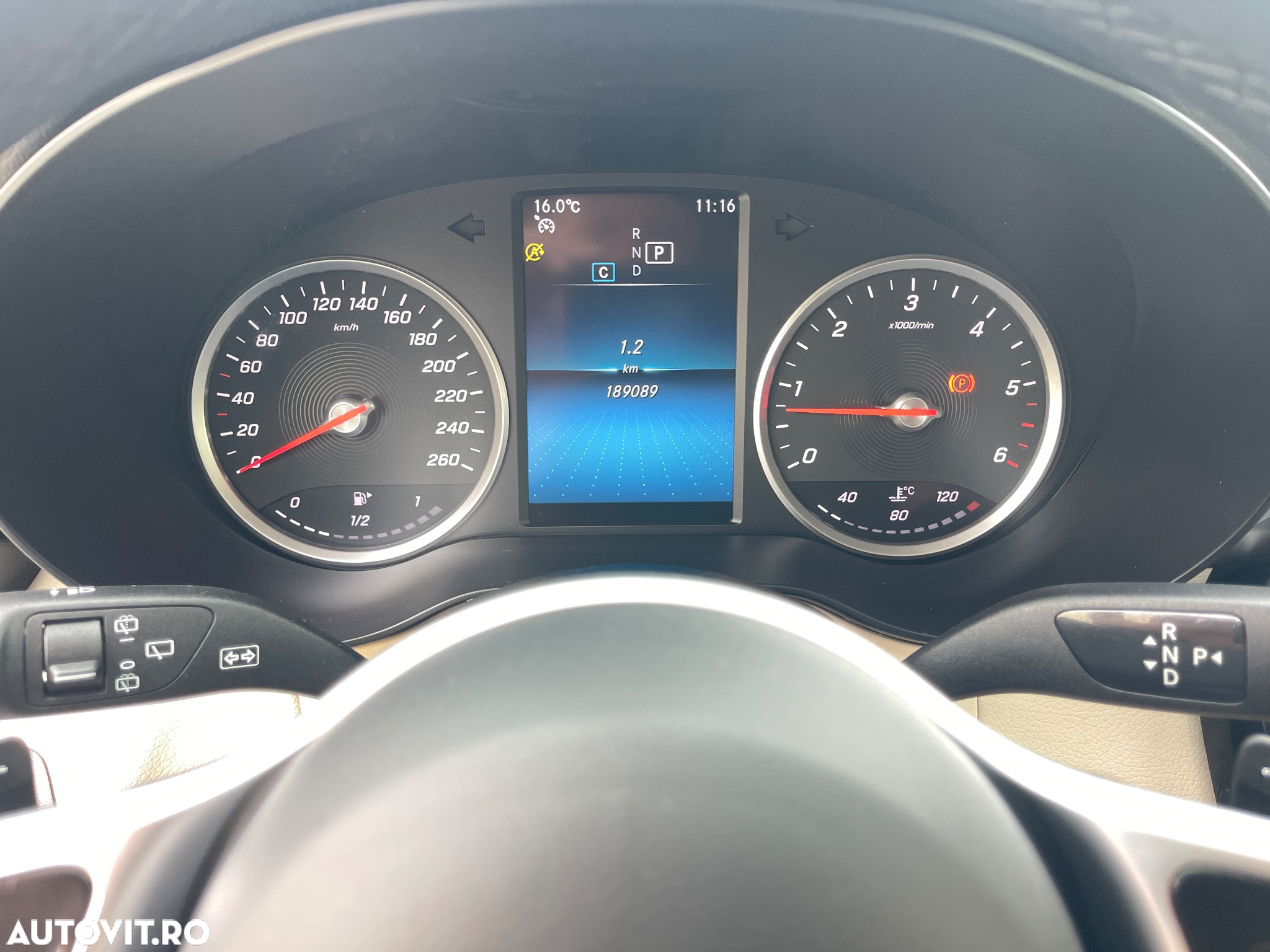 Mercedes-Benz GLC 200 d 4Matic 9G-TRONIC - 39