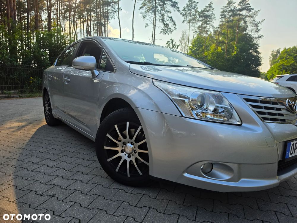 Toyota Avensis 1.8 Executive - 16