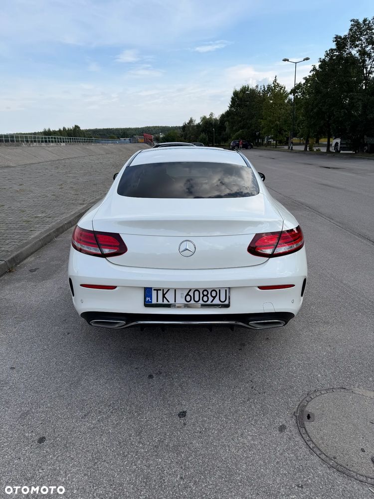 Mercedes-Benz Klasa C 300 d 4MATIC 9G-TRONIC - 15