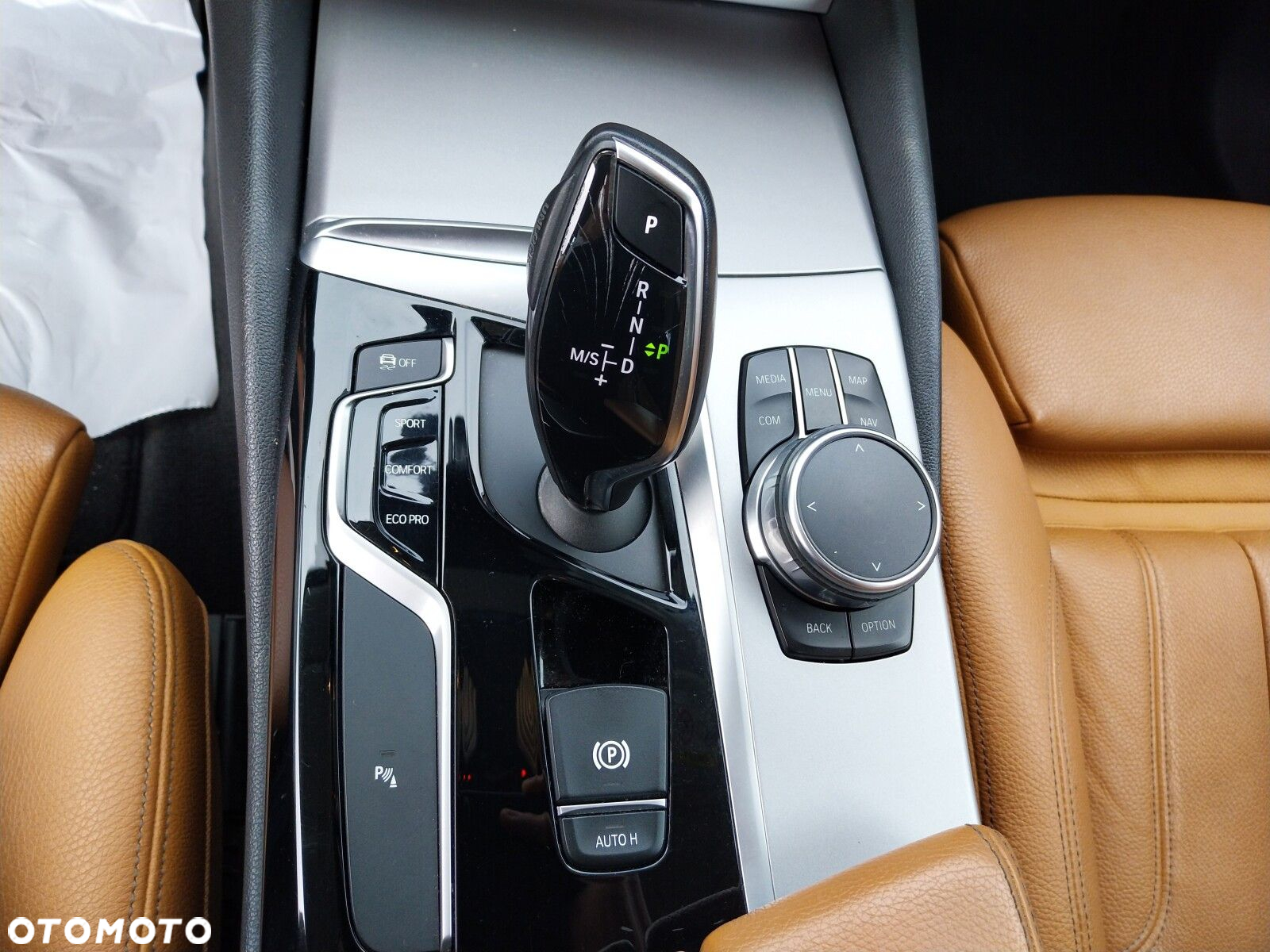 BMW Seria 5 - 16