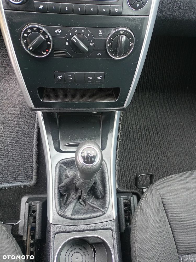 Mercedes-Benz Klasa B - 21