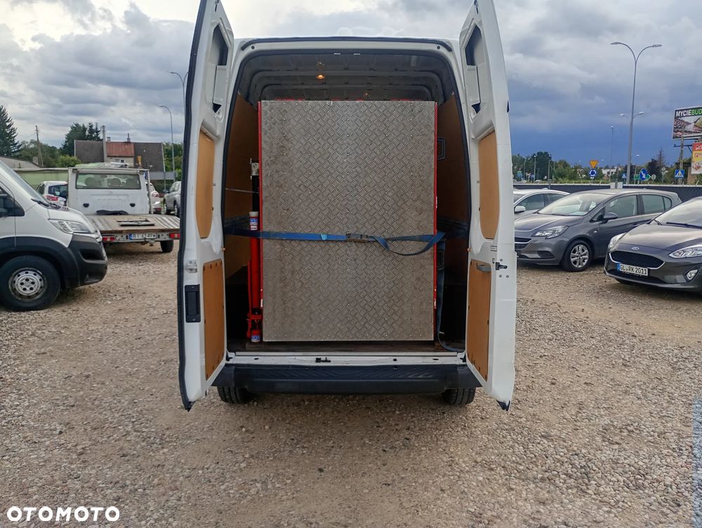 Ford Transit - 16