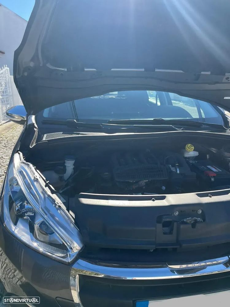 Peugeot 208 - 5