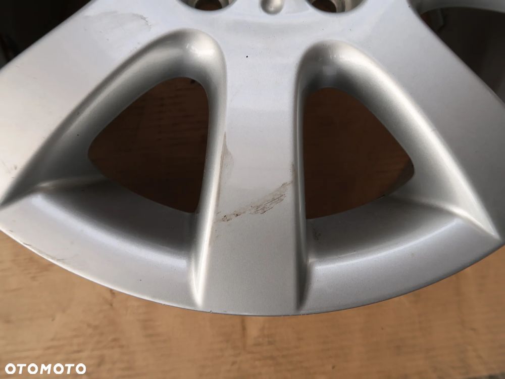 Z9 Felga VW GOLF 5 1K0601025AQ 6,5x15et50 - 3