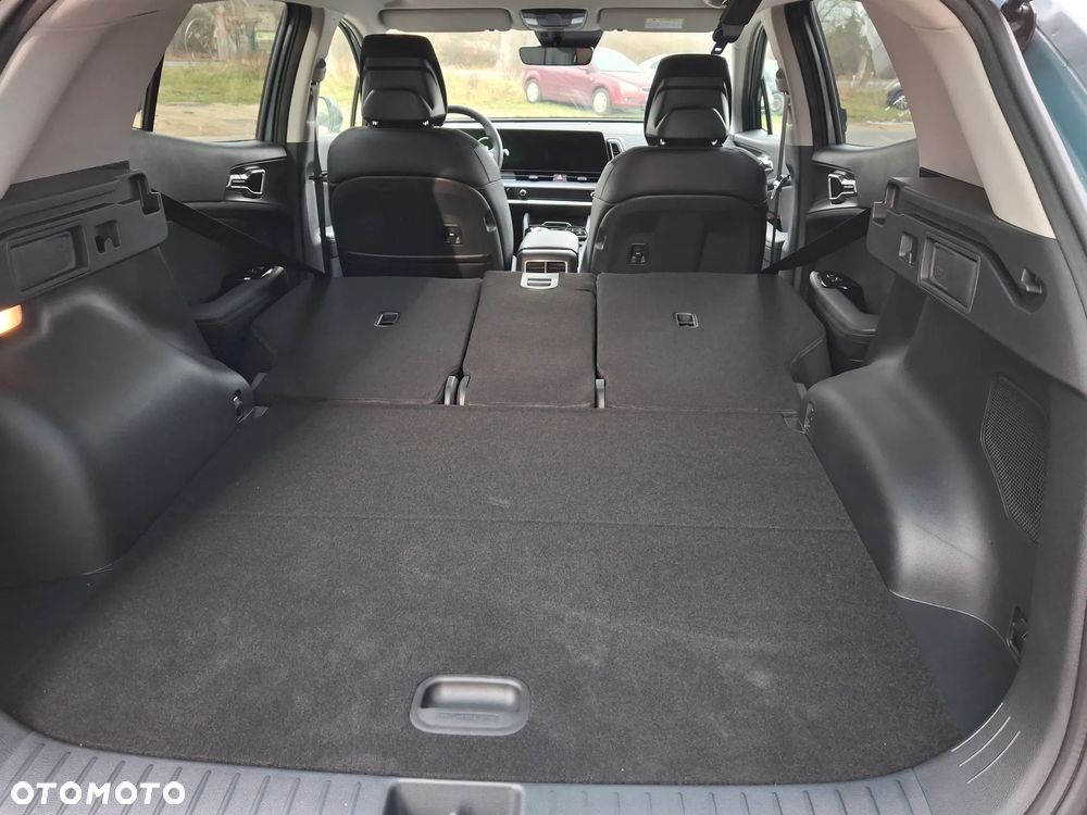 Kia Sportage 1.6 T-GDI HEV Business Line 4WD - 33