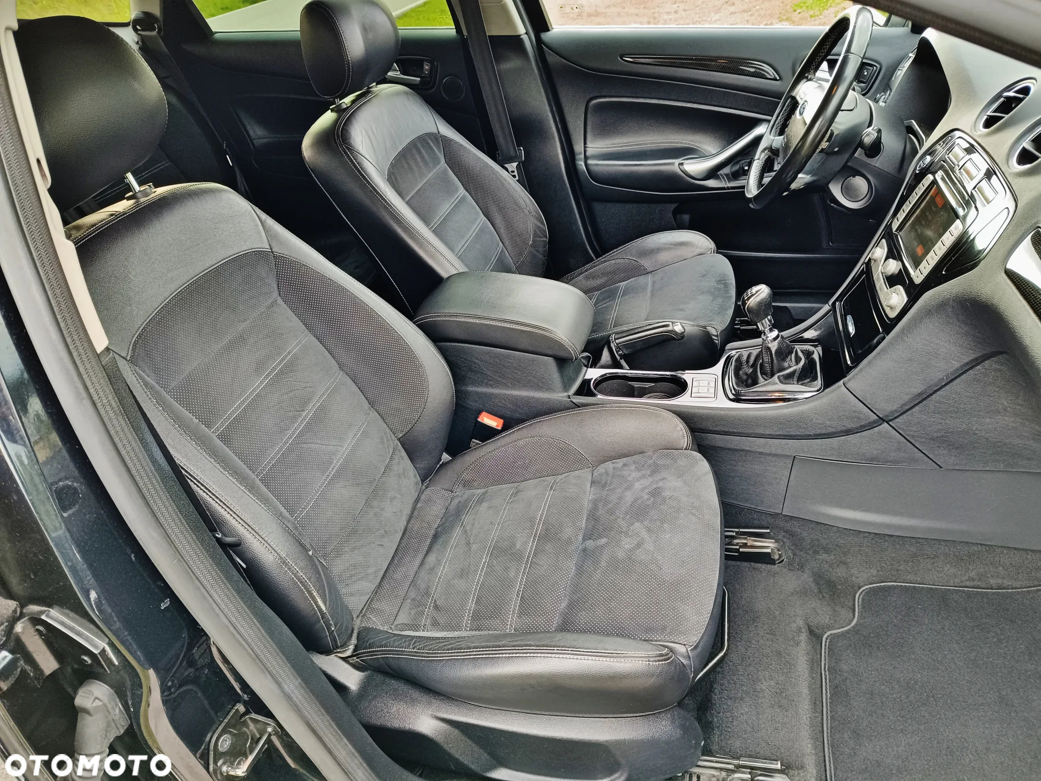 Ford Mondeo Turnier 2.0 TDCi Titanium X - 12