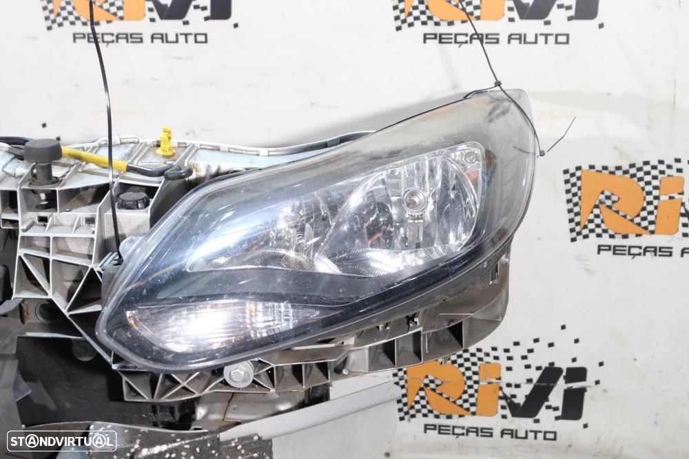 Frente Ford Focus III - 6