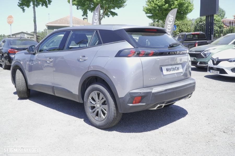 Peugeot 2008 1.2 PureTech Active Pack EAT8 - 4