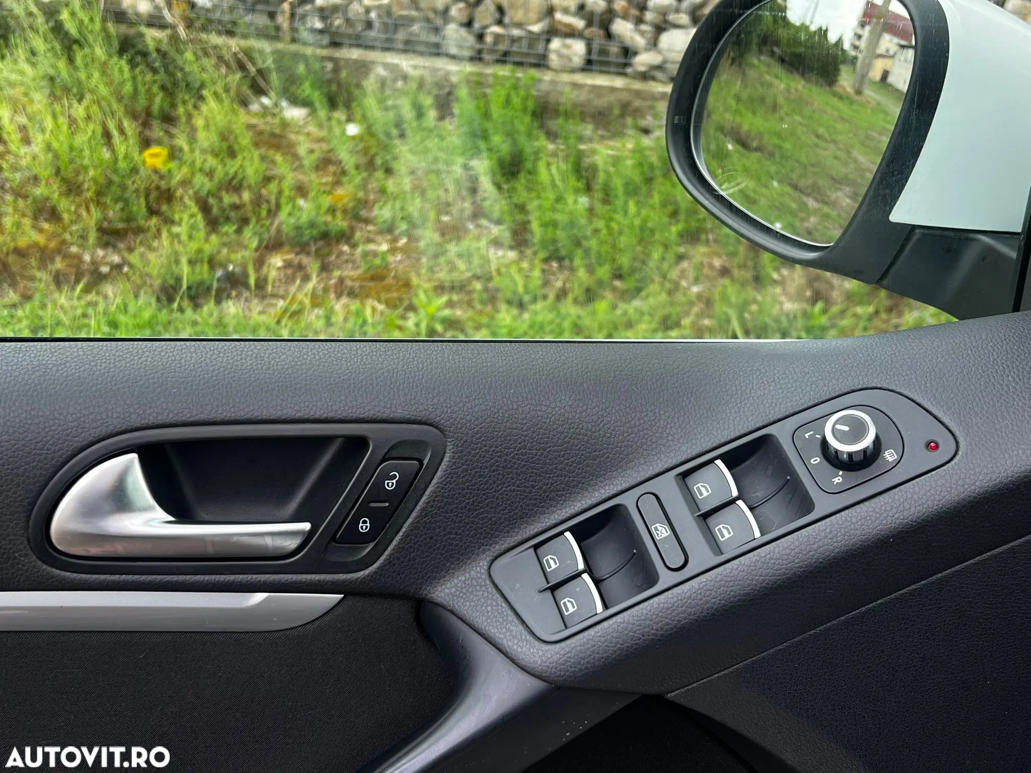 Volkswagen Tiguan - 15