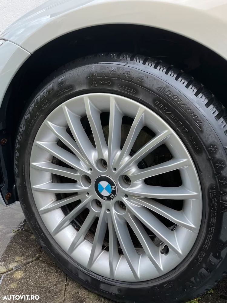 BMW Seria 3 320d Sport-Aut. Luxury Line - 13