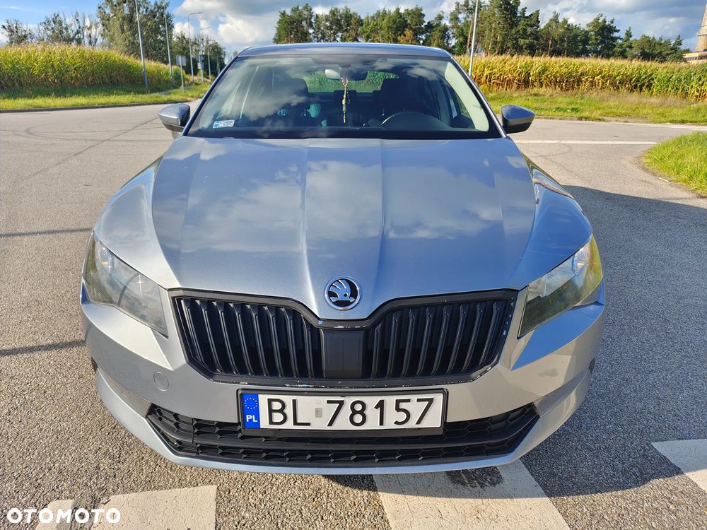 Skoda Superb 2.0 TDI Ambition - 2