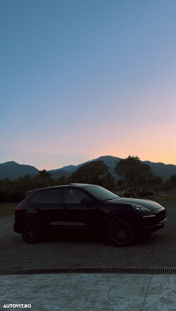 Porsche Cayenne - 14