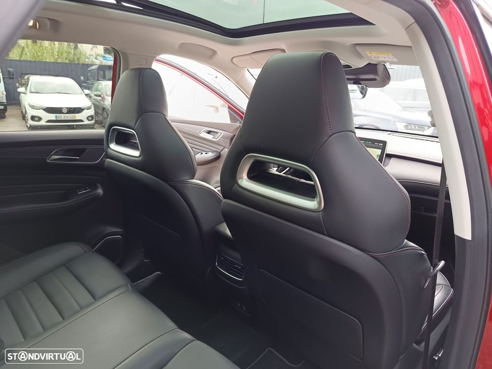 MG EHS 1.5 T-GDI Plug-in Hybrid Luxury - 45