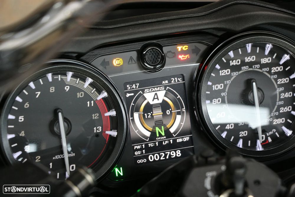 Suzuki GSX Hayabusa - 4