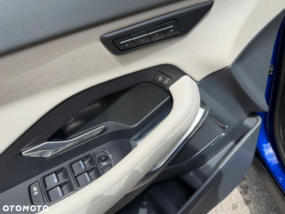 Jaguar E-Pace 2.0 i4P AWD SE - 26