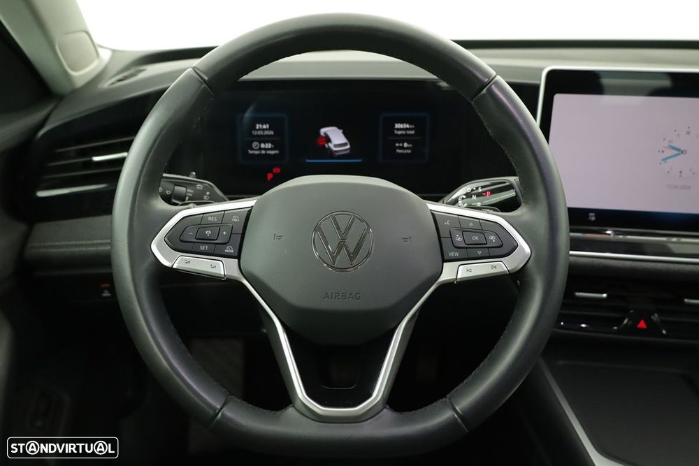 VW Passat Variant 1.5 TSI eHybrid DSG - 15