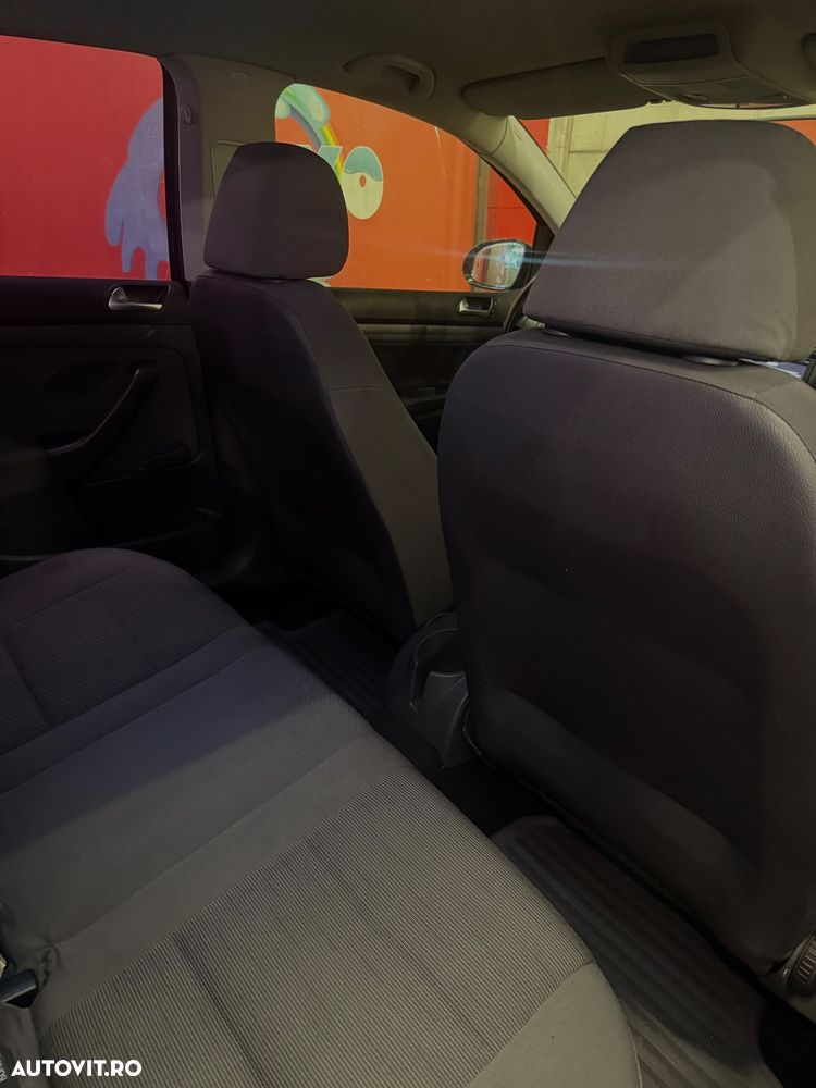 Volkswagen Golf 1.9 TDI United - 6