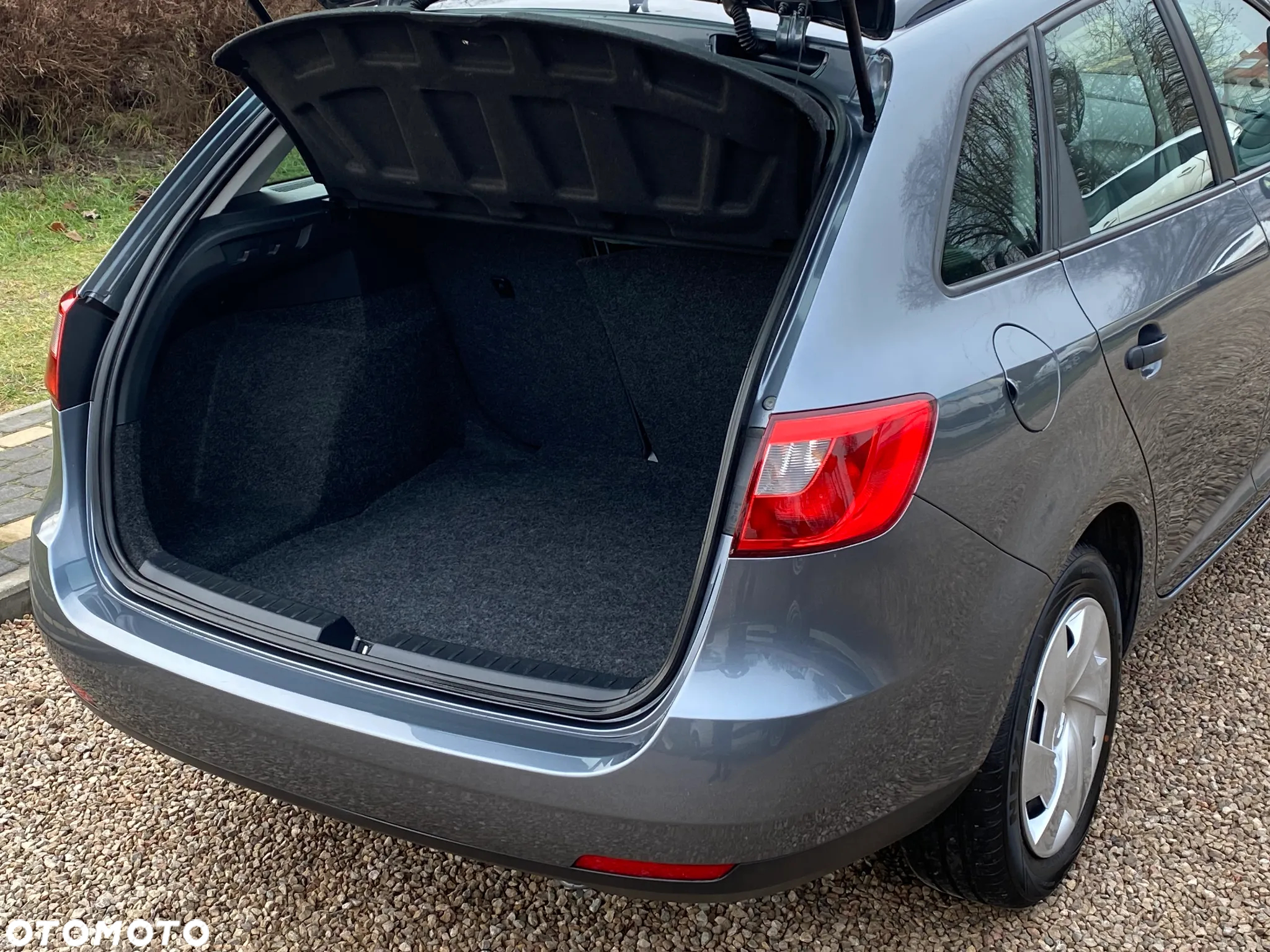 Seat Ibiza 1.4 16V Reference - 8