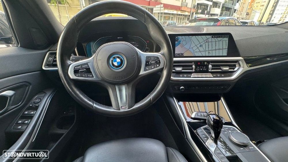 BMW 320 e Aut. Sport Line - 18