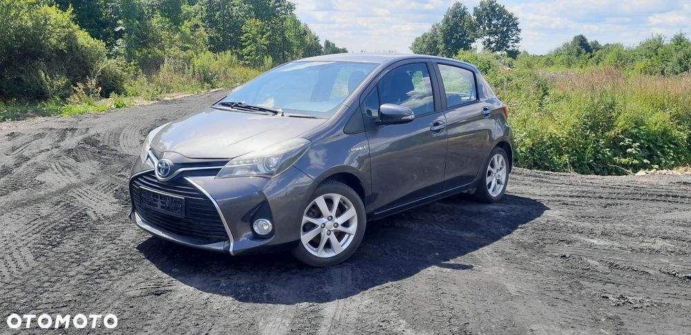 Toyota Yaris Hybrid 100 Premium EU6 - 1