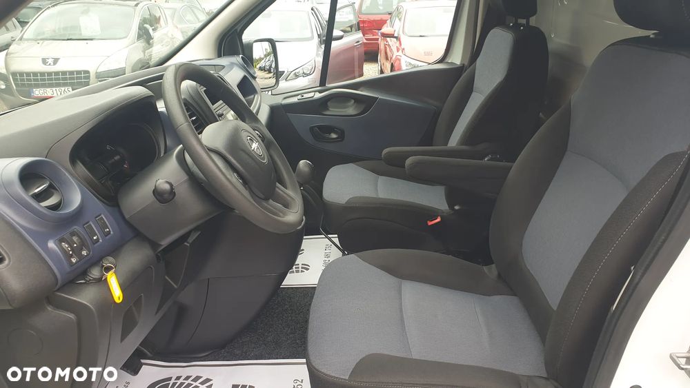 Opel VIVARO - 13