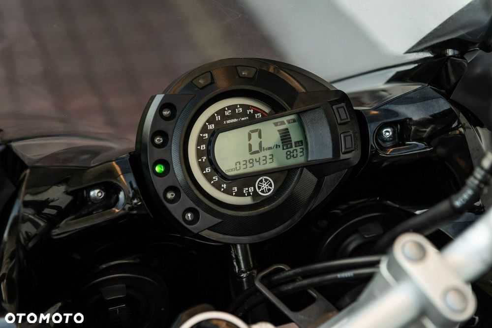 Yamaha FZ - 9