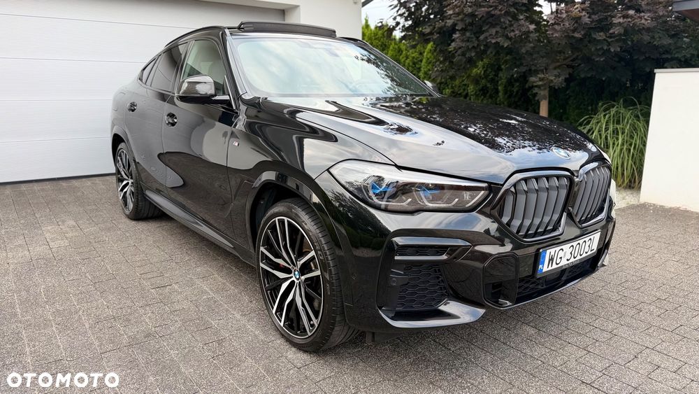BMW X6 xDrive40d mHEV - 9