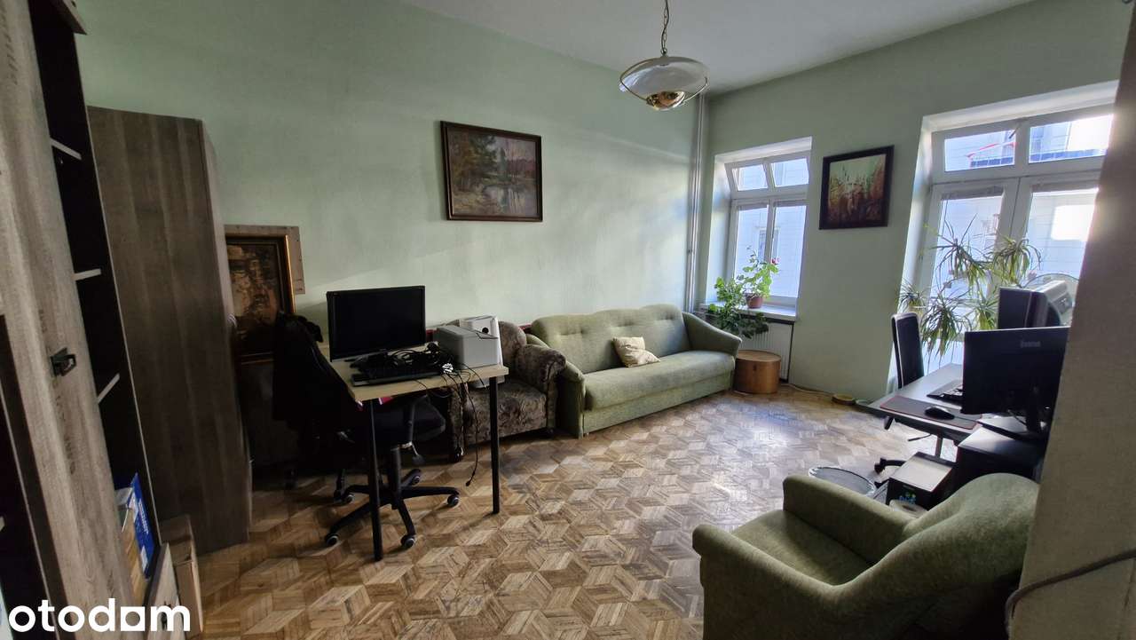 Mieszkanie 2 pokojowe w odnowionej, zabytkowej kamienicy