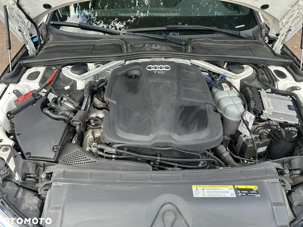 Audi A4 Avant 2.0 TDI S tronic - 14