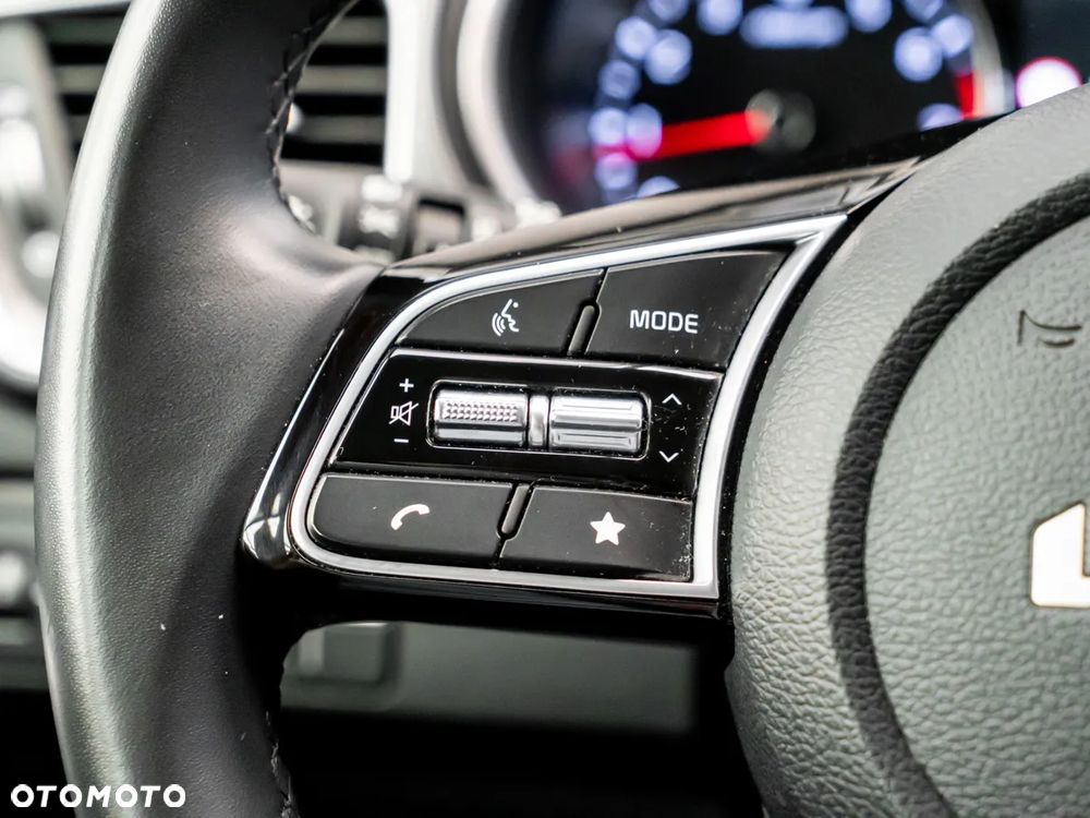 Kia XCeed 1.5 T-GDI M - 26