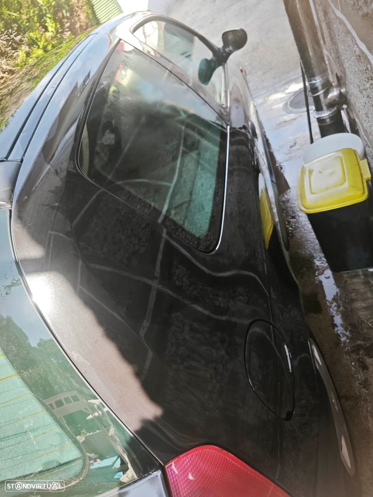 Renault Clio 1.9 D RN - 6