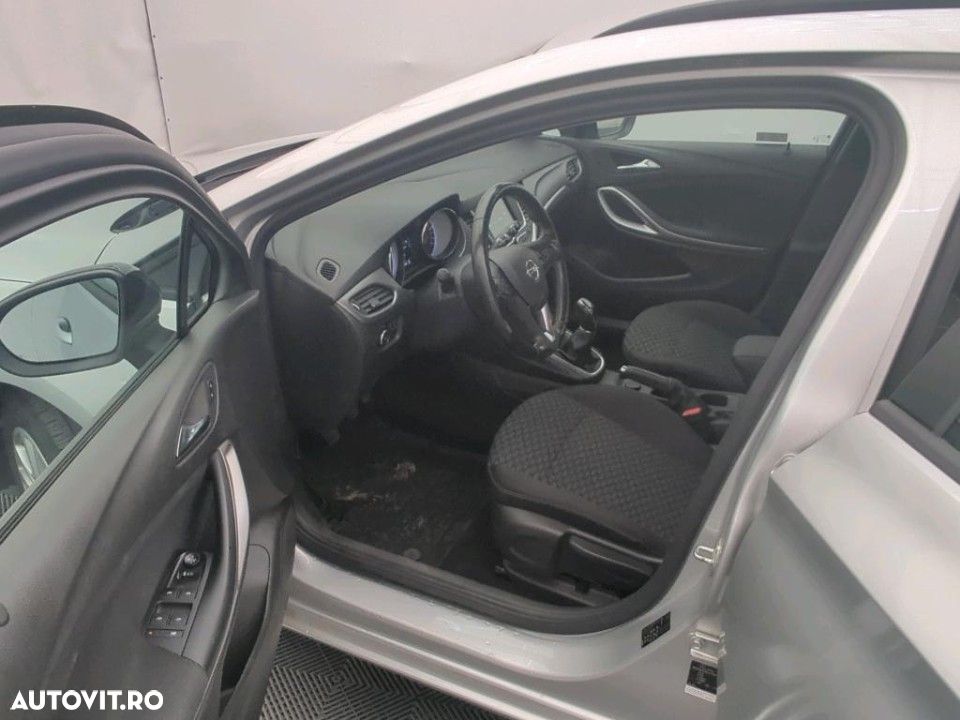 Opel Astra - 10