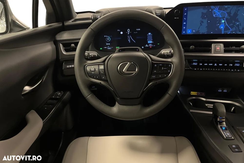Lexus UX 300h F SPORT Design - 12