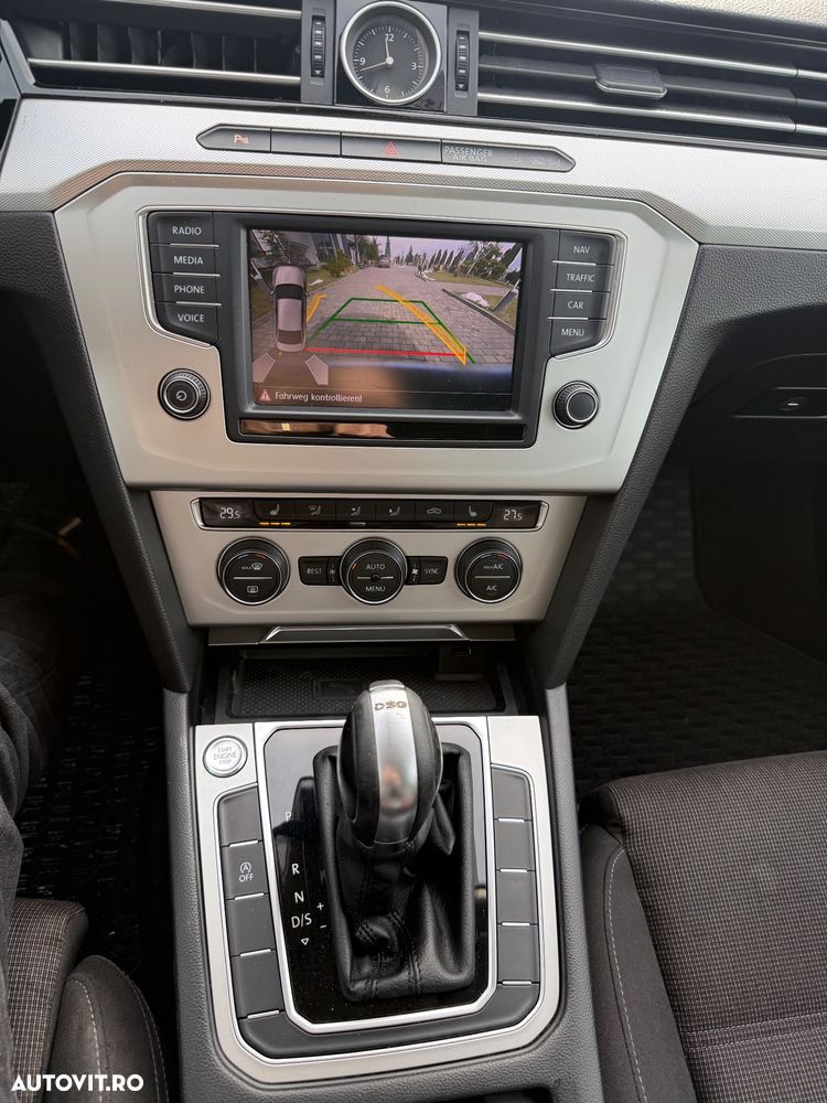 Volkswagen Passat 1.6 TDI SCR DSG Business - 15